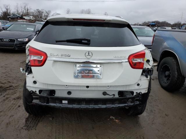 WDCTG4GB0KU001193 Mercedes-Benz Gla 250 4matic
