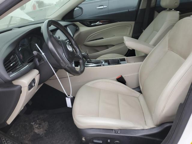 W04GV8SX9K1002782 Buick Regal Tourx Essence
