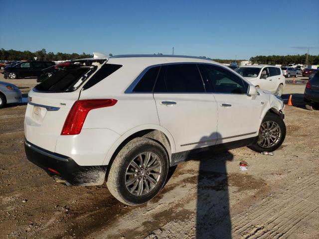 1GYKNBRSXHZ225246 Cadillac XT5 LUXURY