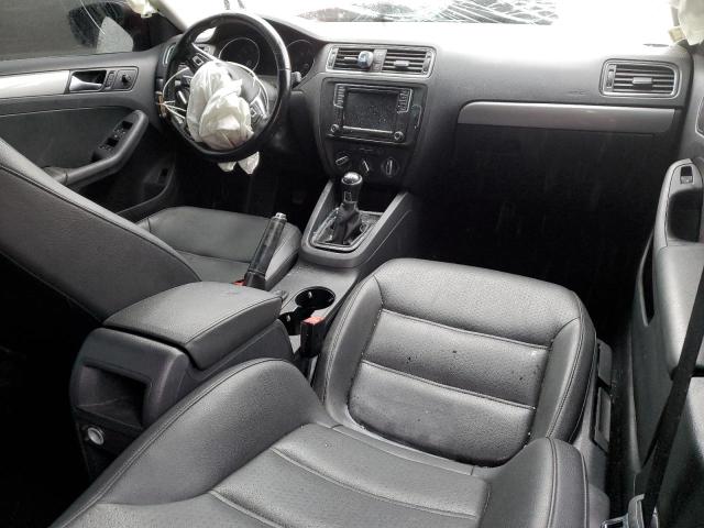 3VWB67AJ2HM288990 Volkswagen JETTA SE