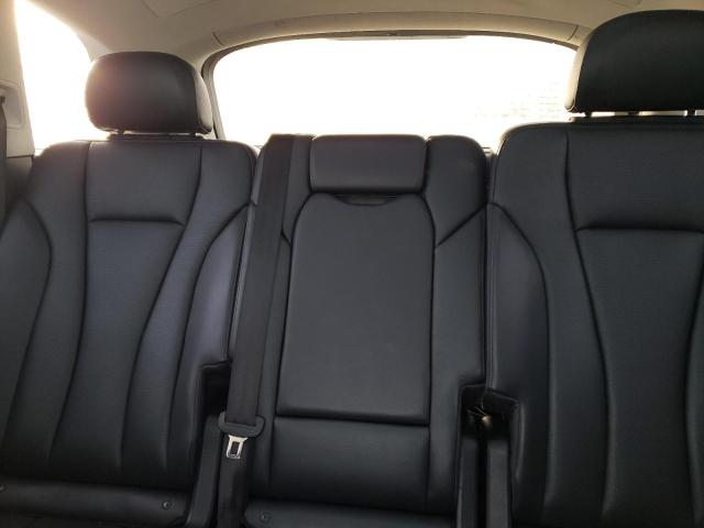 WA1LHAF70JD001637 Audi Q7 Premium Plus