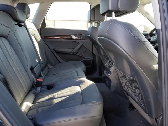 WA1BNAFY2J2066515 Audi Q5 Premium Plus