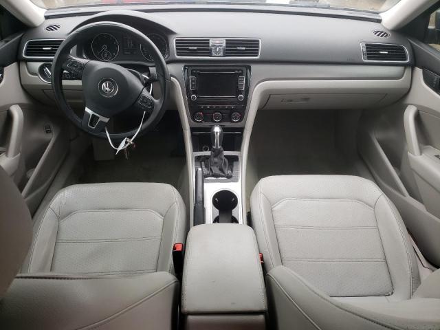 1VWBH7A38EC015755 Volkswagen PASSAT SE