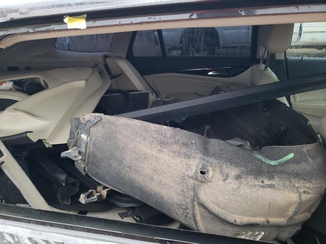 W04GV8SX8J1173893 Buick Regal Tourx Essence