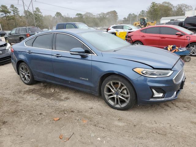 3FA6P0RU3KR117902 Ford Fusion Titanium