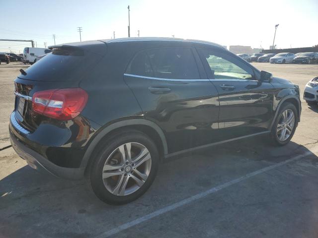 WDCTG4EB7HJ338392 Mercedes-Benz GLA 250
