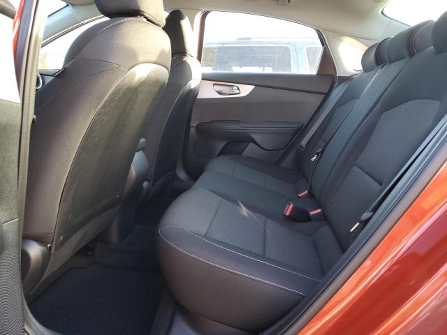 3KPF24AD9PE514976 KIA FORTE LX