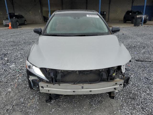 4T1BZ1HK7JU013974 Toyota CAMRY XSE