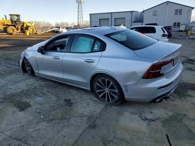 7JRL12FZ6NG161626 Volvo S60 B5 Momentum