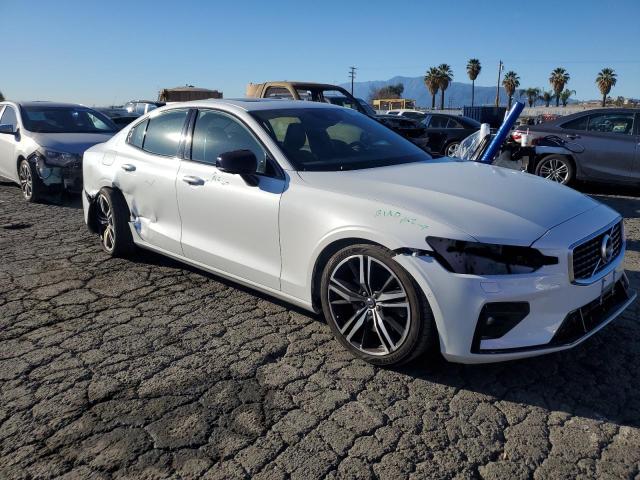 7JRA22TM4LG032147 Volvo S60 T6 R-design