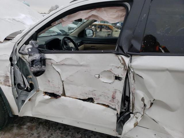 JA4AZ3A39GZ012717 Mitsubishi Outlander Se