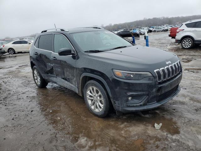 1C4PJLCB8KD266209 Jeep Cherokee Latitude
