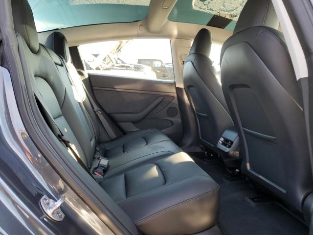 5YJ3E1EA8PF692753 Tesla MODEL 3