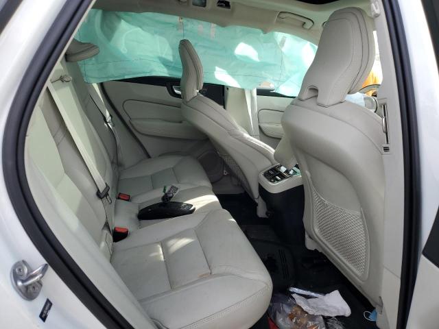 YV4L12DL5N1050482 Volvo Xc60 B5 Inscription