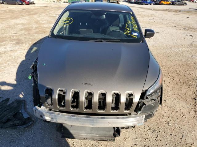 1C4PJLAB9GW257162 Jeep Cherokee Sport