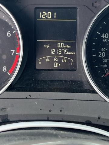 3VWD17AJ8FM417562 Volkswagen JETTA SE