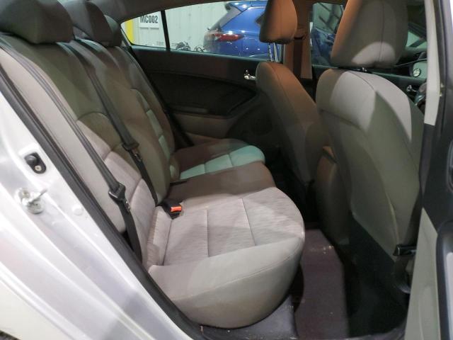 KNAFK4A69F5400808 KIA FORTE LX