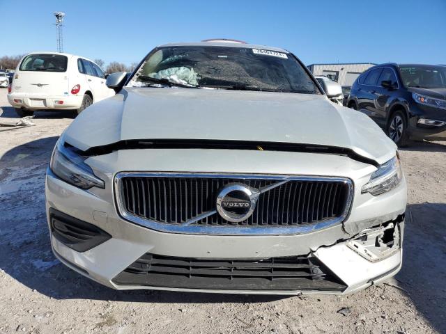 7JR102FK5LG032402 Volvo S60 T5 Momentum