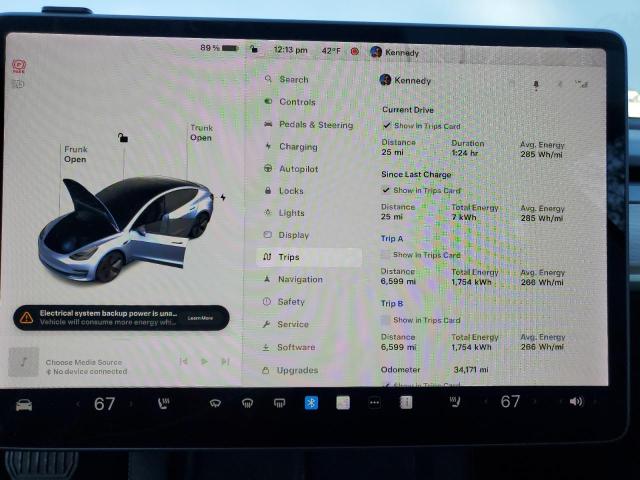 5YJ3E1EB6MF855467 Tesla MODEL 3