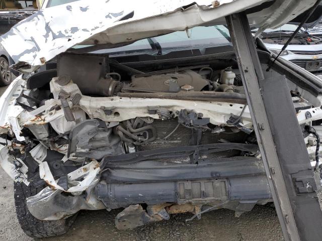 5TFUY5F17JX765951 Toyota Tundra Double Cab Sr/sr5