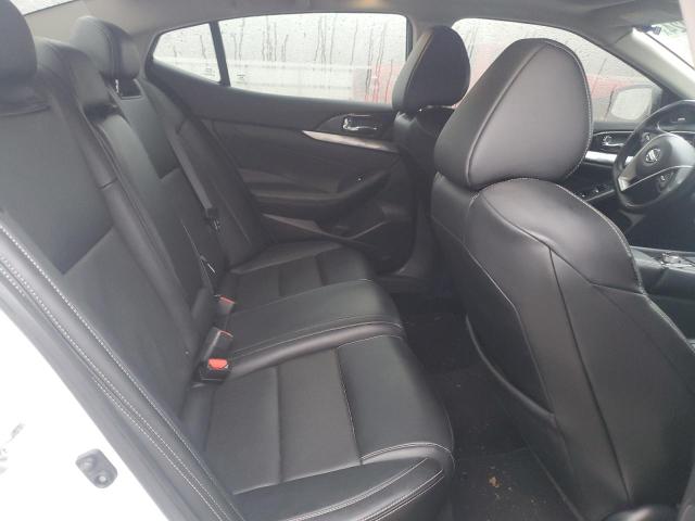 1N4AA6AV9KC652217 Nissan MAXIMA S