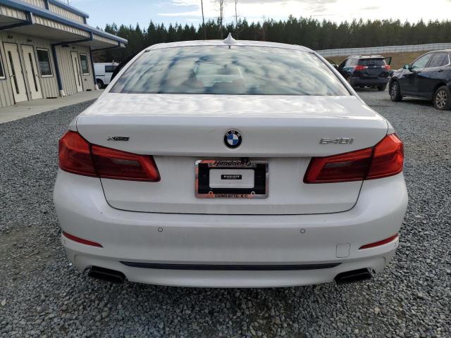 WBAJE7C52JWC57343 BMW 540 XI