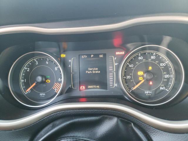 1C4PJLAB6FW684135 Jeep Cherokee Sport