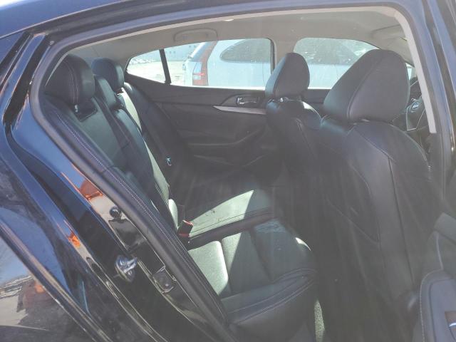 1N4AA6APXJC390241 Nissan Maxima 3.5s