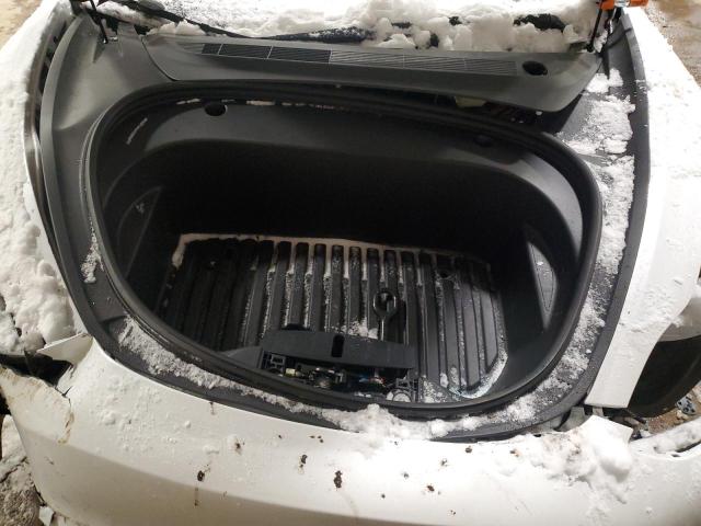 5YJ3E1EB9NF347687 Tesla MODEL 3
