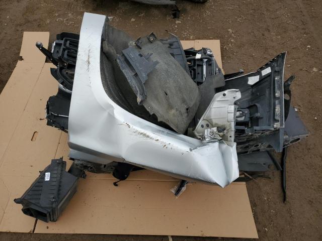 1GKS2GKCXJR225885 GMC Yukon Xl K1500 Slt