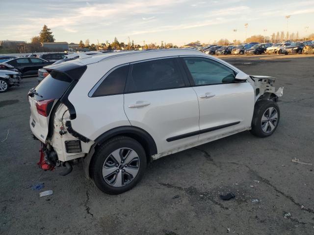 KNDCM3LD8J5163937 KIA NIRO LX