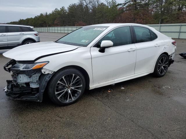 Auction sale of the 2018 Toyota Camry L, vin: 4T1B11HK6JU675262, lot number: 39177244