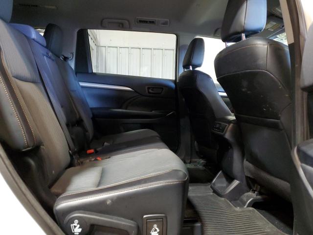 5TDBKRFH5FS137901 Toyota Highlander Le