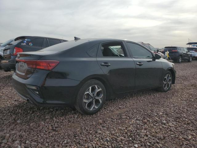 3KPF24AD8ME391621 KIA FORTE FE