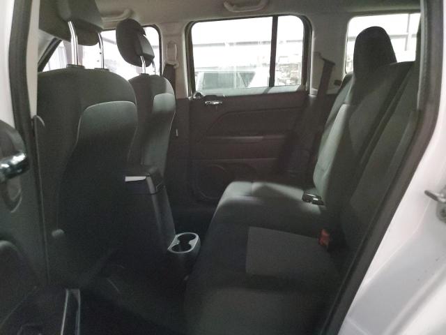 1C4NJPBA5FD372727 Jeep Patriot Sport