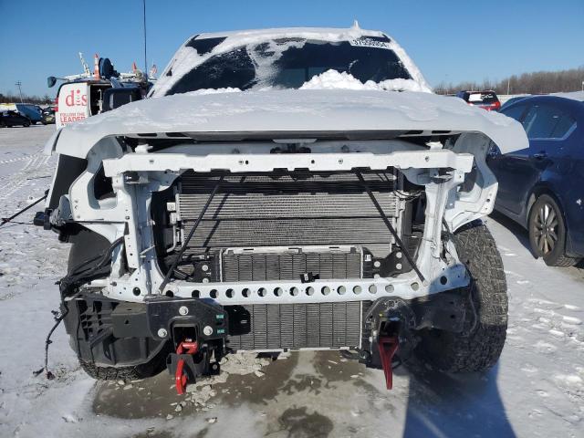 1GTUUEE83PZ243647 GMC Sierra K1500 At4