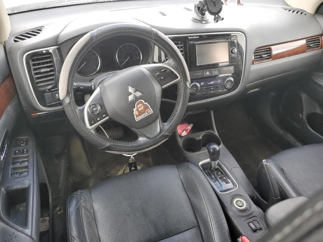 JA4AZ3A34EZ005803 Mitsubishi Outlander Se