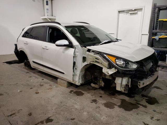 KNDCC3LC8H5075426 KIA NIRO EX