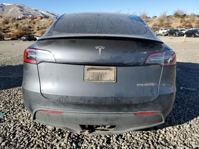 7SAYGDEF2NF555868 Tesla Model Y