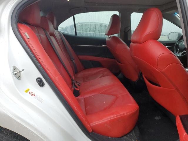 4T1BZ1HK4JU012152 Toyota CAMRY XSE