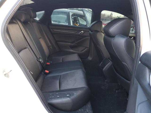 1HGCV1F30KA126525 Honda Accord Sport