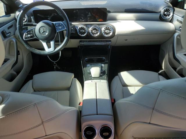 WDD3G4EB8LW037542 Mercedes-Benz A 220