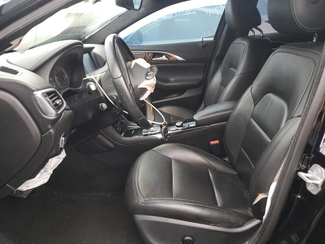 SJKCH5CR2HA035946 Infiniti QX30 BASE
