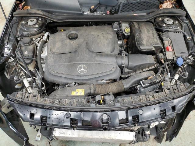 WDCTG4GB0JJ500723 Mercedes-Benz Gla 250 4matic