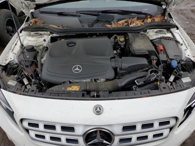 WDCTG4GB0KU001193 Mercedes-Benz Gla 250 4matic