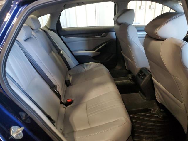 1HGCV1F96JA172265 Honda Accord Touring