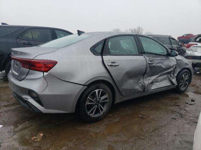 3KPF24ADXPE685963 KIA FORTE LX