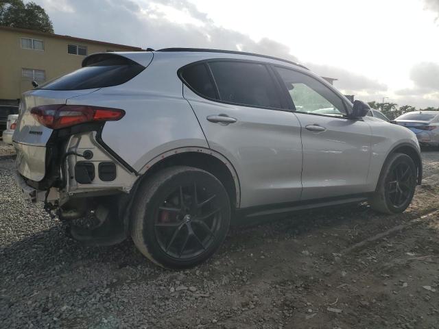ZASPAKAN0L7C76344 Alfa Romeo Stelvio