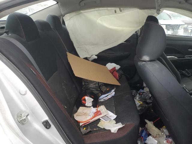 3N1CN8FV2LL800972 Nissan VERSA SR
