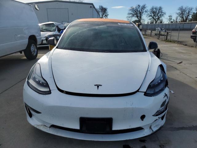 5YJ3E1EA6JF009228 Tesla MODEL 3